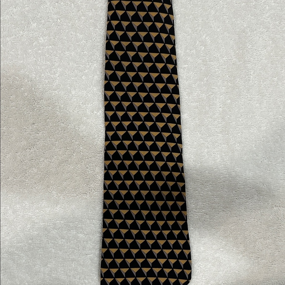 Geometric Patterned Black and Gold Silk Tie